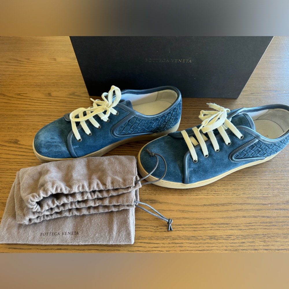 Bottega Veneta Men’s Blue Suede Sneakers Size 42/US 9
